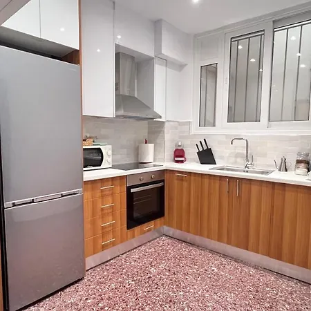 Athenian Vintage Style 2 Bdr Apartment-2